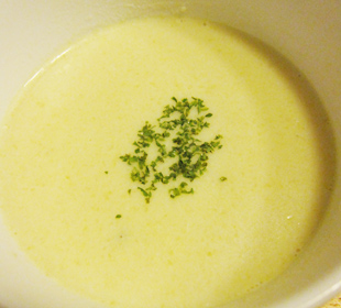 キャベツの芯 スープ